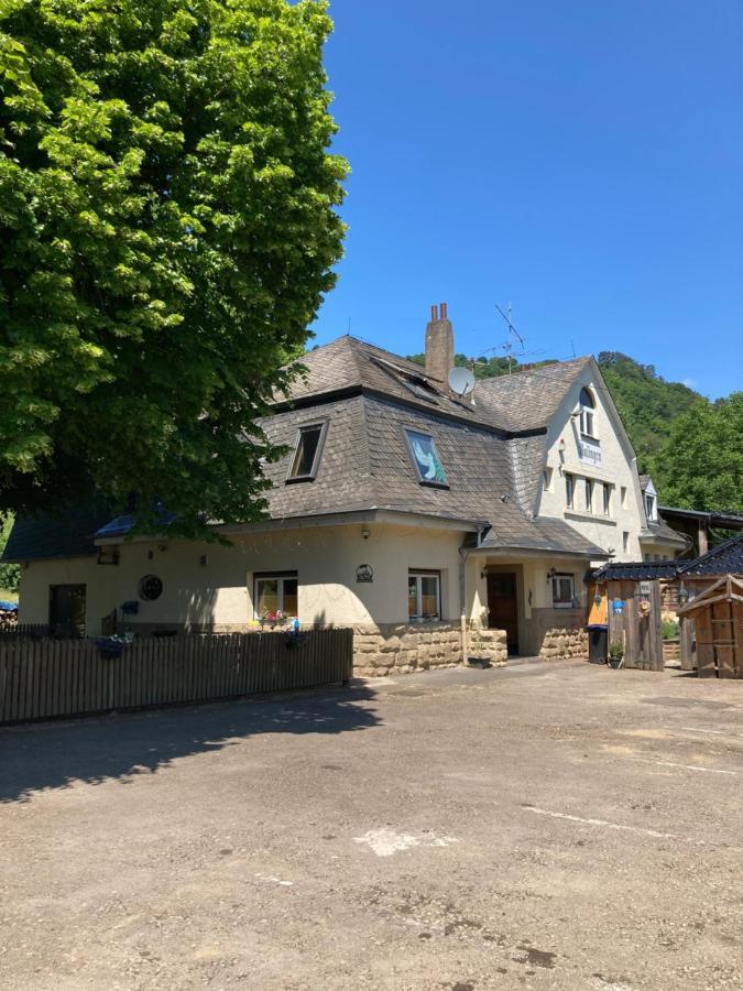 Appartamento Bergs Bahnhof Ralingen Esterno foto